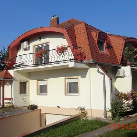 ゲストハウス Gaestehaus Stein Nemesbükk