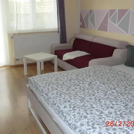 Gaestehaus Stein 3* Nemesbükk