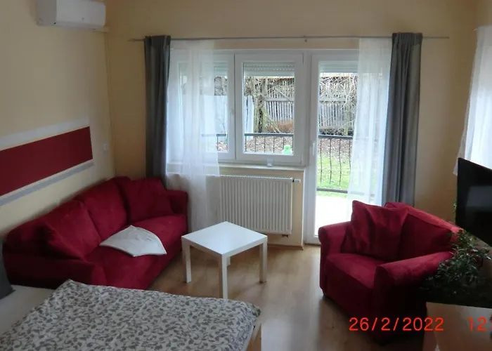 Gaestehaus Stein 네메스부크