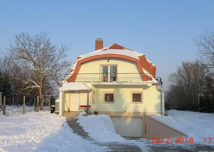 Gaestehaus Stein 네메스부크